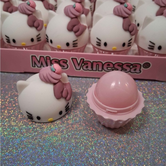 Hello Kitty Lip Balm Set - Picture 3 of 3